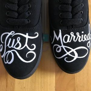 I paint custom designs on any canvas material.